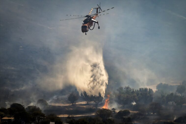 Watwave à travers le médicament étincelle la santé et les avertissements d'incendie