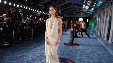 Emplois de mariage d'Eve et Harry Charles marque Bezos-Snubbing Kardashian