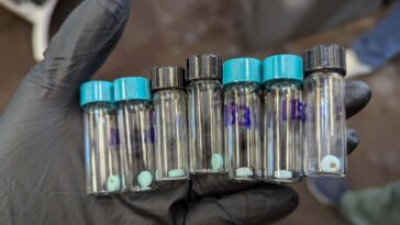 Détecteur de médicaments à reniflement vapour testé à la frontière américano-mexicaine