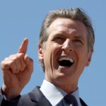 Gavin Newsom appelle Trump un «fils de chienne» qui devrait «modéliser un meilleur putain de comportement»