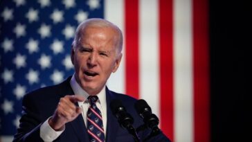 Joe Biden refait surface pour déchirer Trump: "Ce sont des menteurs. Ils le savent."