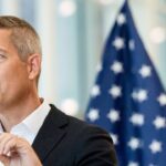 L'ancienne star du monde réel, Sean Duffy, accepte de façon inquiétante la NASA, "le temps de prendre le contrôle de l'espace"