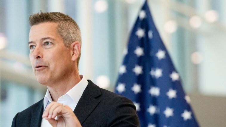 L'ancienne star du monde réel, Sean Duffy, accepte de façon inquiétante la NASA, "le temps de prendre le contrôle de l'espace"