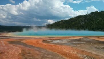 L'apprentissage automatique découvre 10 fois plus de tremblements de terre à Yellowstone Caldera