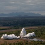 La première fusée de fabrication australienne s'écrase après 14 secondes de vol dans une tentative infructueuse pour atteindre l'orbite La première fusée de fabrication australienne s'écrase après 14 secondes de vol dans une tentative infructueuse pour atteindre l'orbite