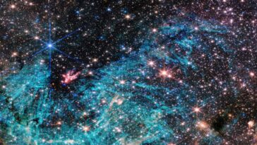 The NIRCam (Near-Infrared Camera) instrument on NASA?s James Webb Space Telescope?s reveals a portion of the Milky Way?s dense core in a new light. An estimated 500,000 stars shine in this image of the Sagittarius C (Sgr C) region, along with some as-yet unidentified features. A large region of ionized hydrogen, shown in cyan, contains intriguing needle-like structures that lack any uniform orientation. NASA, ESA, CSA, STScI, and S. Crowe (University of Virginia).