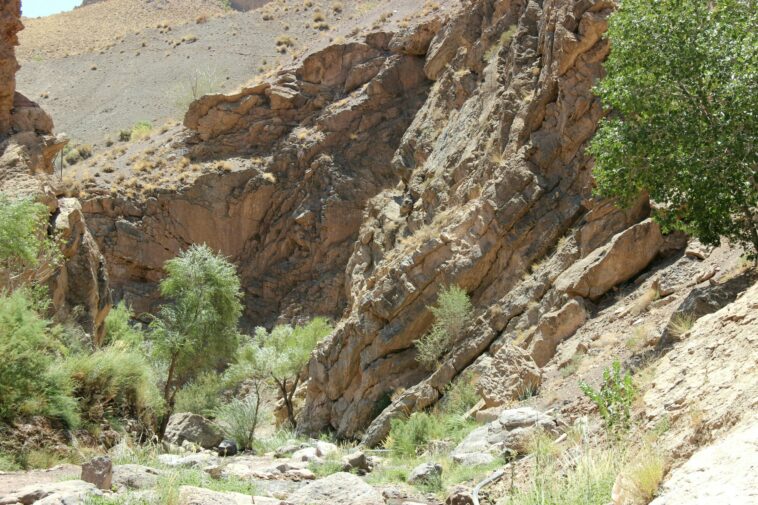 Le géologue découvrant les secrets de la Terre à S.Africa