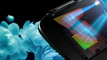 Le nouveau casque 3D utilise des hologrammes et des IA pour créer des visuels de réalité mixte réaliste