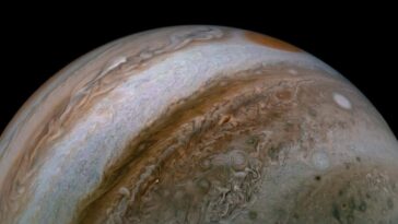 Les astronomes ont trouvé un tout nouveau type d'onde de plasma près de Jupiter