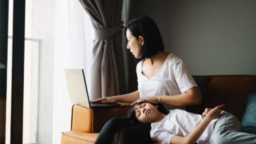 Les fautes de frappe et l'argot renforcent l'IA de décourager la recherche de soins médicaux