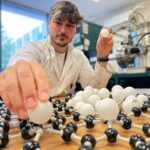 Les scientifiques utilisent le plasma d'argon pour positionner précisément les atomes de métaux, éliminant les déchets de métaux précieux Les scientifiques utilisent le plasma d'argon pour positionner précisément les atomes de métaux, éliminant les déchets de métaux précieux