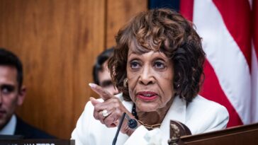Maxine Waters sonne l'alarme de la «semaine crypto» de Trump de Trump