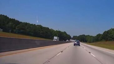Fireball in South Carolina. Screenshot from Facebook video posted by Kathryn Rose Farr on 26 Jun 2025
