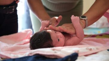 Une simple routine de soins de la peau pourrait empêcher les bébés de développer un eczéma