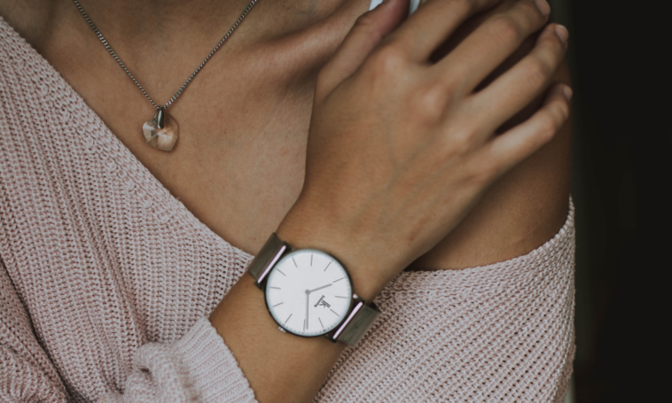 Montres de luxe : l’élégance féminine au poignet