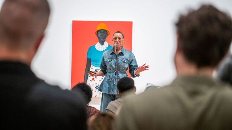 La pièce où elle se produit: Amy Sherald apporte Broadway au Whitney La pièce où elle se produit: Amy Sherald apporte Broadway au Whitney