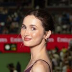 Maude Apatow sur le tennis, le théâtre et toujours célébrer avec du champagne