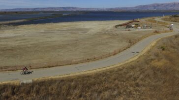 Communautés côtières Rétablissement des marais, des dunes, des récifs pour se protéger contre la montée des mers et des ondes de tempête