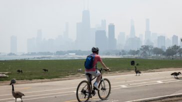 La fumée des incendies de forêt canadiens apporte de l'air malsain à de grandes bandes du Midwest