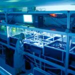 Le laser le plus puissant de Suède fournit Le laser le plus puissant de Suède fournit