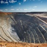 Les roches au micro-ondes pourraient aider les opérations minières à retirer le CO2 de l'air