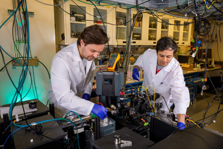 Les scientifiques programment des cellules pour créer un qubit biologique dans la recherche multidisciplinaire