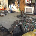 Recyclage informel des déchets électroniques au Pakistan: une crise environnementale cachée Recyclage informel des déchets électroniques au Pakistan: une crise environnementale cachée