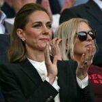 Kate Middleton encourage l'équipe de rugby féminine de l'Angleterre à la victoire