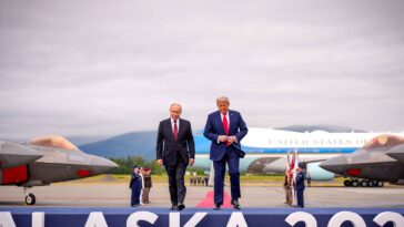 Notre nouvelle ère de théâtre politique