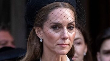 Décoder la nouvelle pile d'anneau à la mode de Kate Middleton