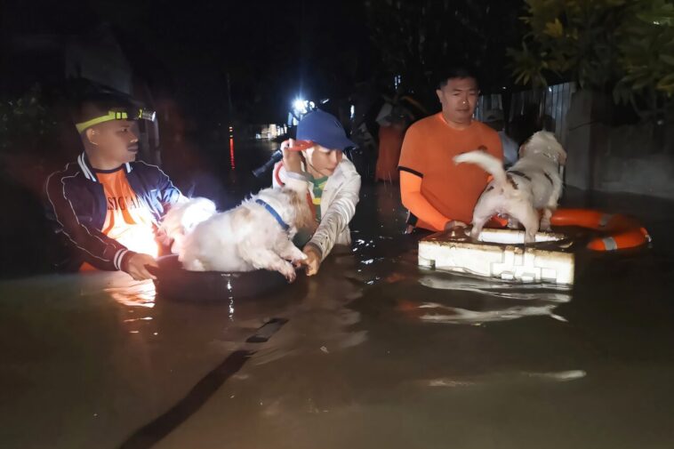 400 000 évacués, 3 morts comme frappeurs de tempête fraîches Philippines