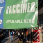 Covid-19 est toujours une menace, mais obtenir un vaccin est plus difficile pour beaucoup de gens