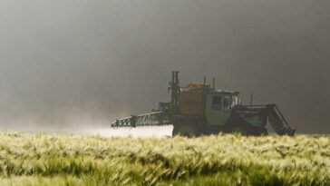 L'étude suggère que certaines politiques internationales de pesticides peuvent être influencées par une analyse de mauvaise qualité