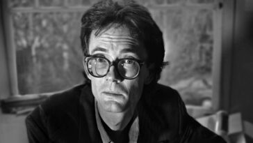 Los Angeles - CIRCA 1985: Author William Gibson poses for a portrait circa 1985 in Oakland, California (Photo by Aaron Rapoport/Corbis/Getty Images)