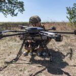 La radio furtive cache le signal du bruit de fond pour protéger les pilotes de drones