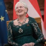 La reine du Danemark Margrethe II a abdiqué le trône, puis a fait de son fils un nouveau