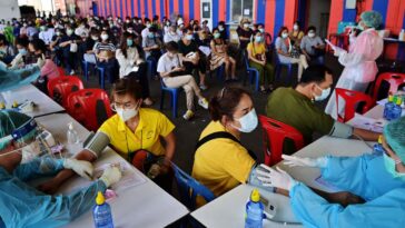 Les avantages du vaccin Covid-19 d'une valeur jusqu'à 38 billions de dollars en première année seulement