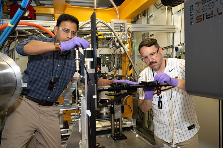 Les liaisons covalentes trouvées dans alpha plutonium clarifient sa structure atomique inhabituelle