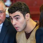 Luigi Mangione silencieux devant le tribunal alors que les accusations de terrorisme ont chuté