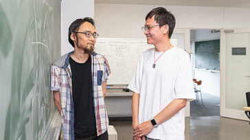 Mécanique céleste: le modèle analytique révèle une vraie cause des bifurcations d'orbite près des points de Lagrange