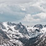 Mountain `` énorme '' sur le fond marin du Pacifique rivalise Rocky Mountain Peaks, dit Noaa