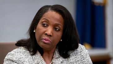 Que se passe-t-il avec le drame de réserve fédéral de Lisa Cook - Donald Trump - Fédéral?