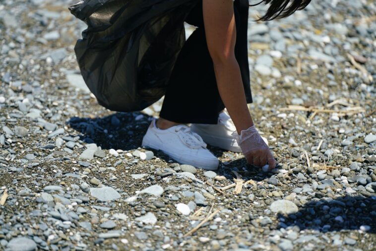 Rencontrez les femmes qui ont transformé les nettoyages de la plage en mouvement mondial et ce qui a été oublié en cours de route Rencontrez les femmes qui ont transformé les nettoyages de la plage en mouvement mondial et ce qui a été oublié en cours de route