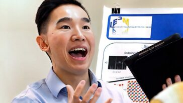 Trouble conquérant: modélisation d'un solide avec mouvement d'ions de type liquide