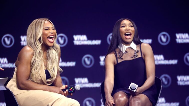 Vénus et Serena Williams deviennent réelles sur le nouveau podcast Stockton Street: "Nous nous aimons vraiment?"