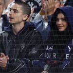 Timothée Chalamet, nouvellement tondu, dit au revoir à ses boucles chérubines