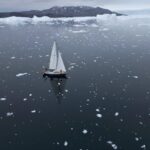 « De moins en moins de glace de mer » : une Brésilienne navigue en solo dans l'Arctique