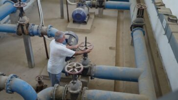 De vastes réserves, mais peu à boire: les difficultés à l'eau du Tadjikistan