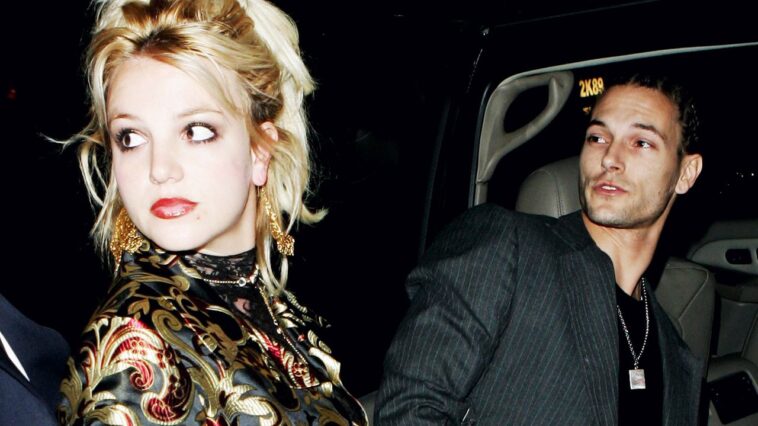 Kevin Federline dit à VF qu'il « essaie juste d'aider » Britney Spears avec ses nouveaux mémoires