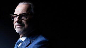 L'Europe a besoin de fusées réutilisables pour attraper SpaceX de Musk, selon le chef de l'ESA